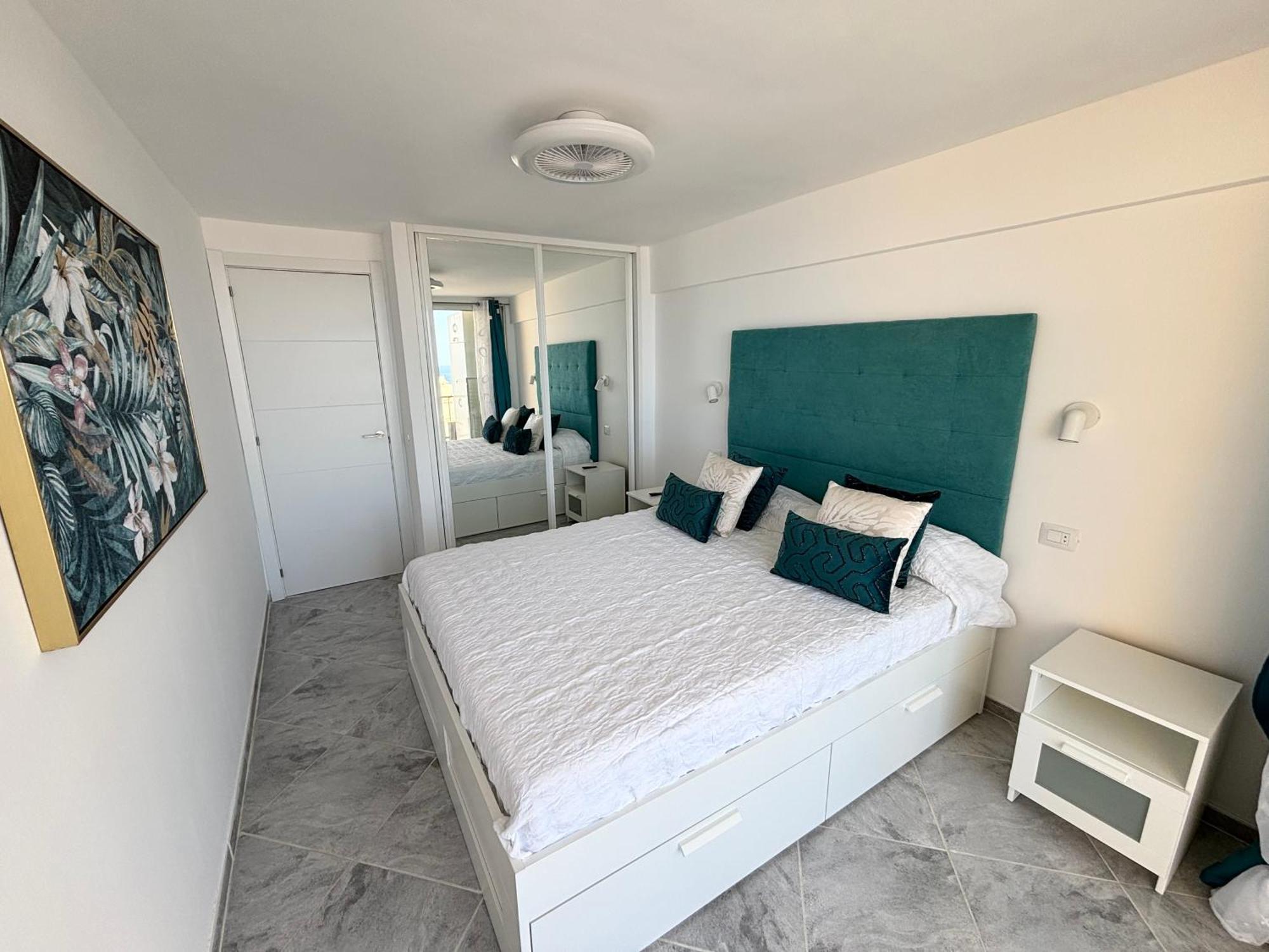 Luxury Ocean View Apartment 6Th Floor Лос Кристианос Экстерьер фото